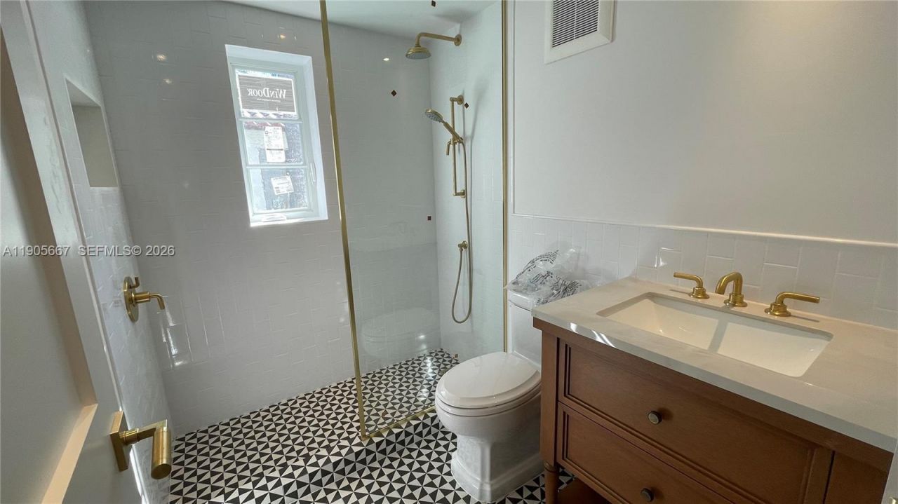 4100 Monserrate St, Coral Gables, FL 33146 Photo