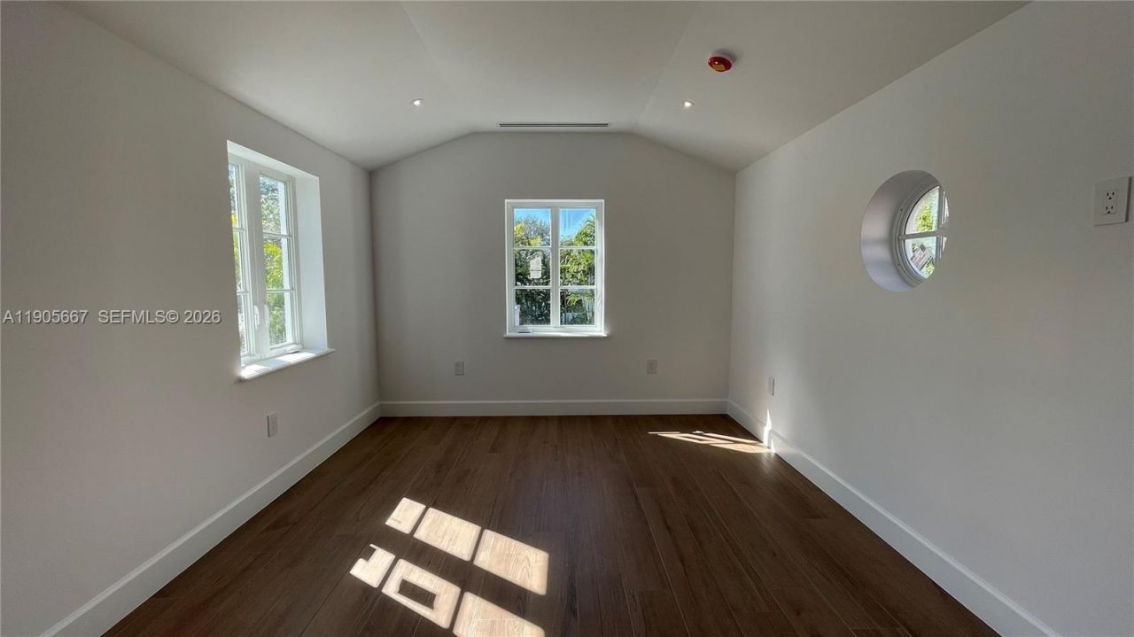 4100 Monserrate St, Coral Gables, FL 33146 Photo