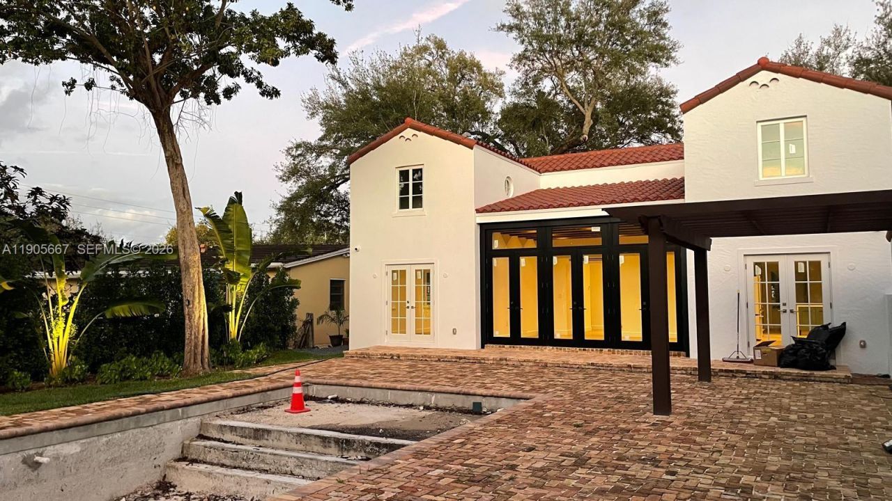 4100 Monserrate St, Coral Gables, FL 33146 Photo