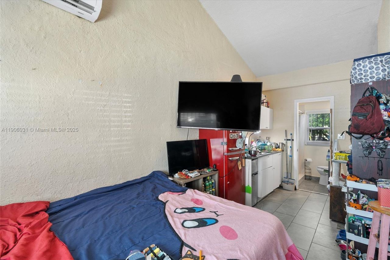 4815 NW 6th Ave, Miami, FL 33127 Photo