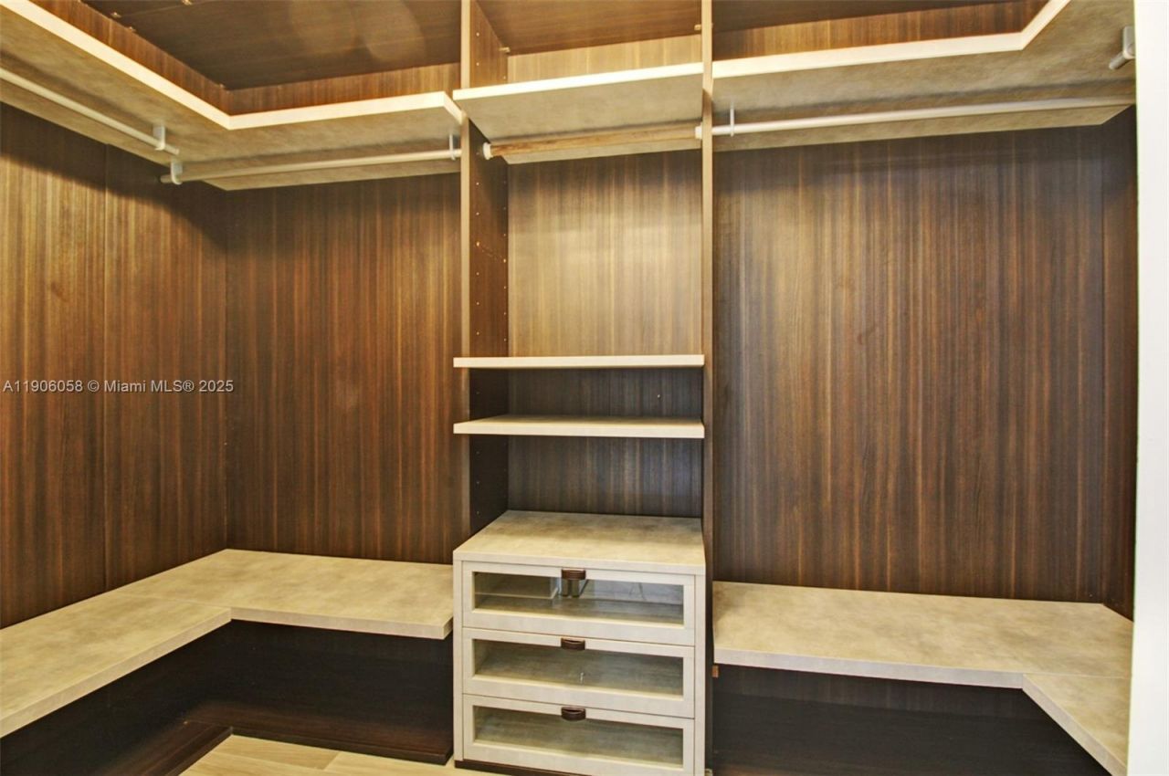 801 S Miami Ave, Unit 4309, Miami, FL 33130 Photo