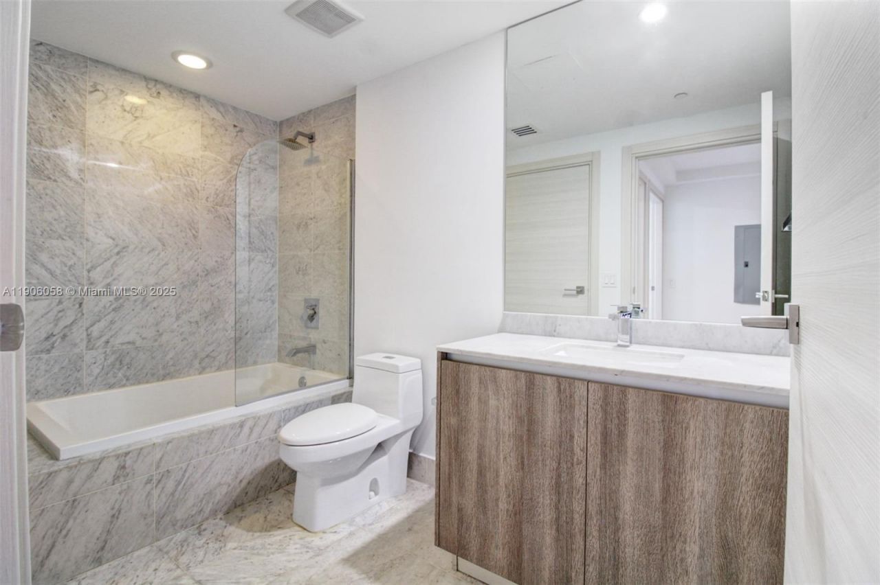 801 S Miami Ave, Unit 4309, Miami, FL 33130 Photo