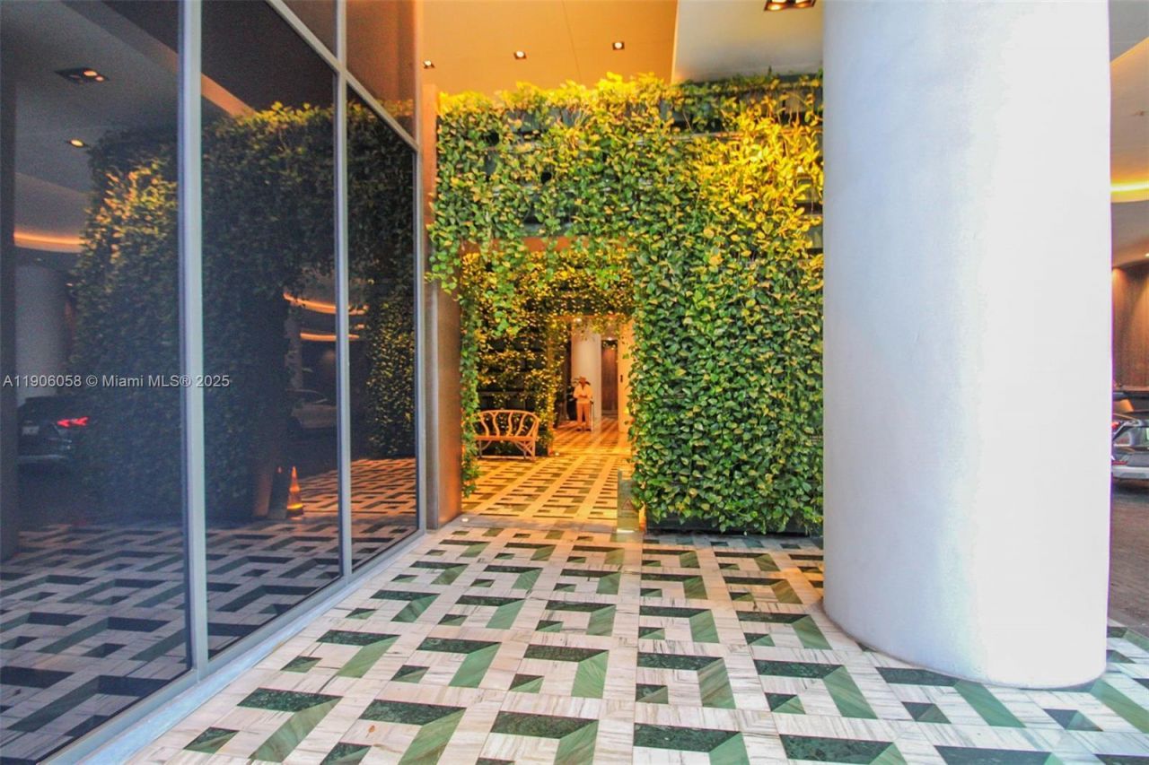 801 S Miami Ave, Unit 4309, Miami, FL 33130 Photo