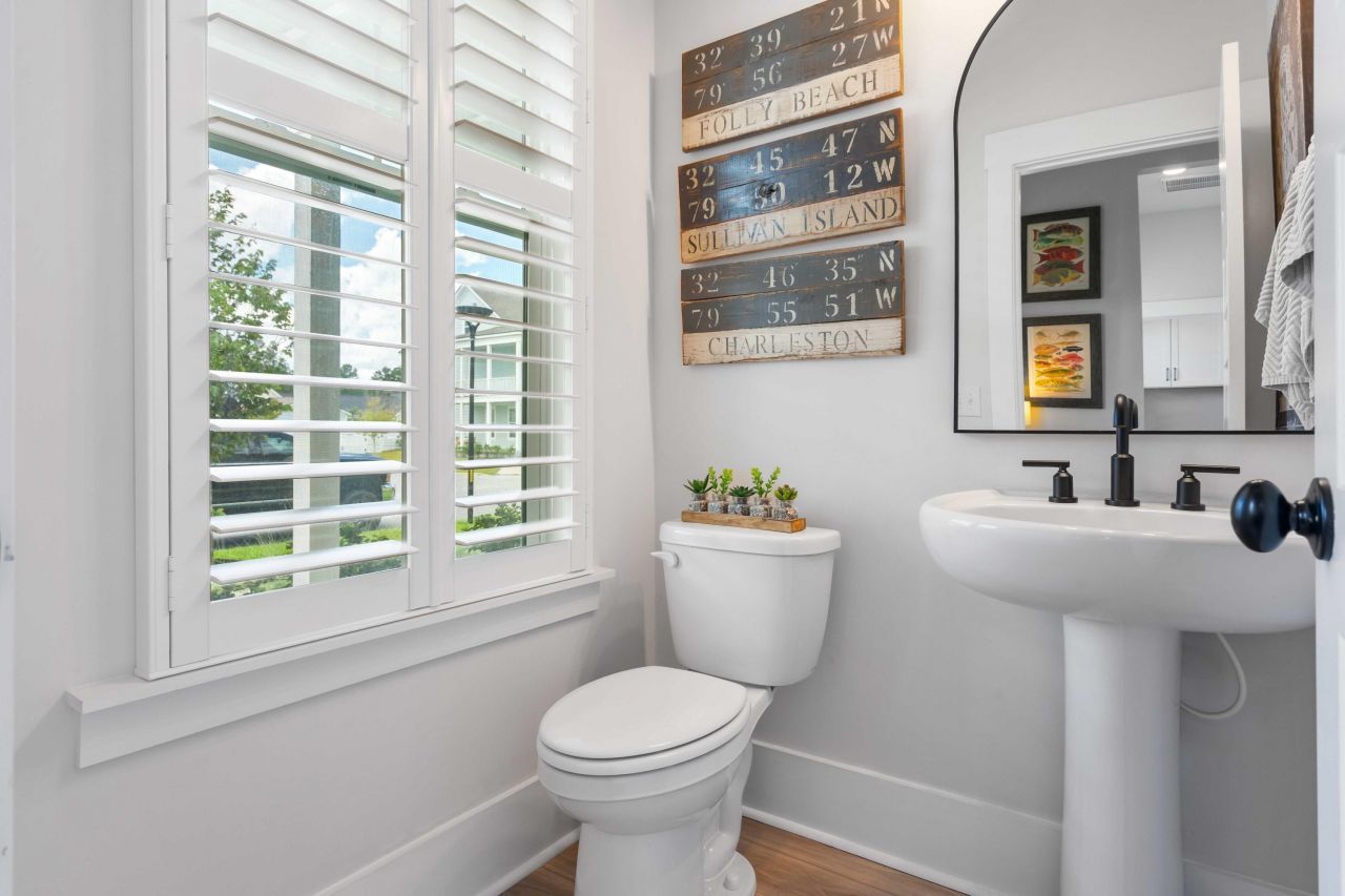 222 Symphony Avenue Photo 10