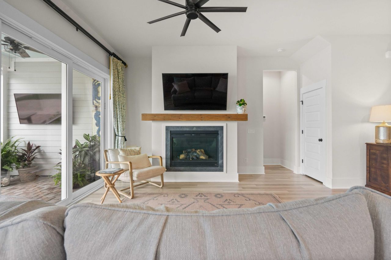 222 Symphony Avenue Photo 22