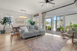 222 Symphony Avenue photo 4