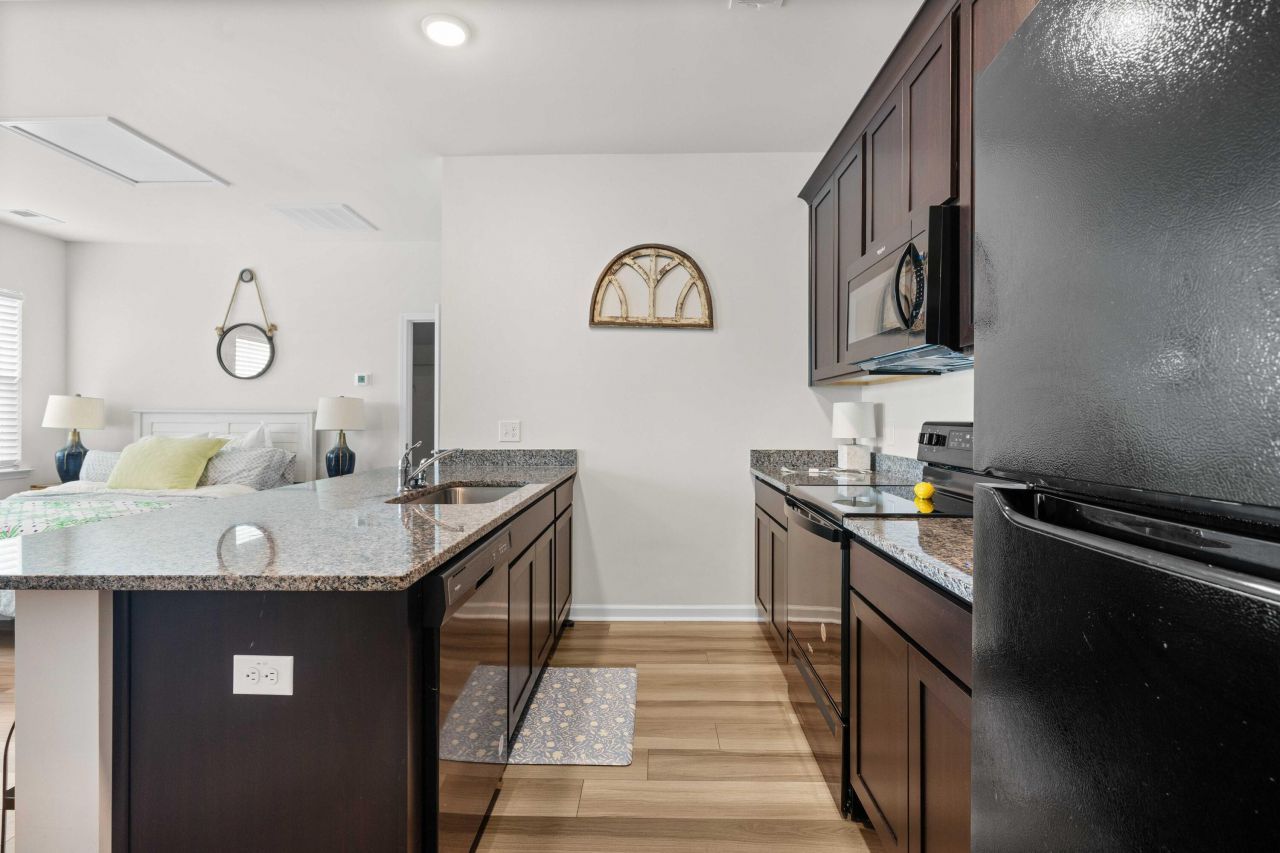 222 Symphony Avenue Photo 42