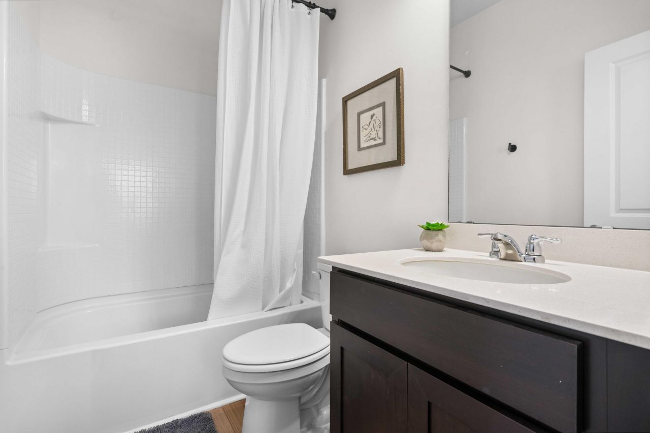 222 Symphony Avenue Photo 48