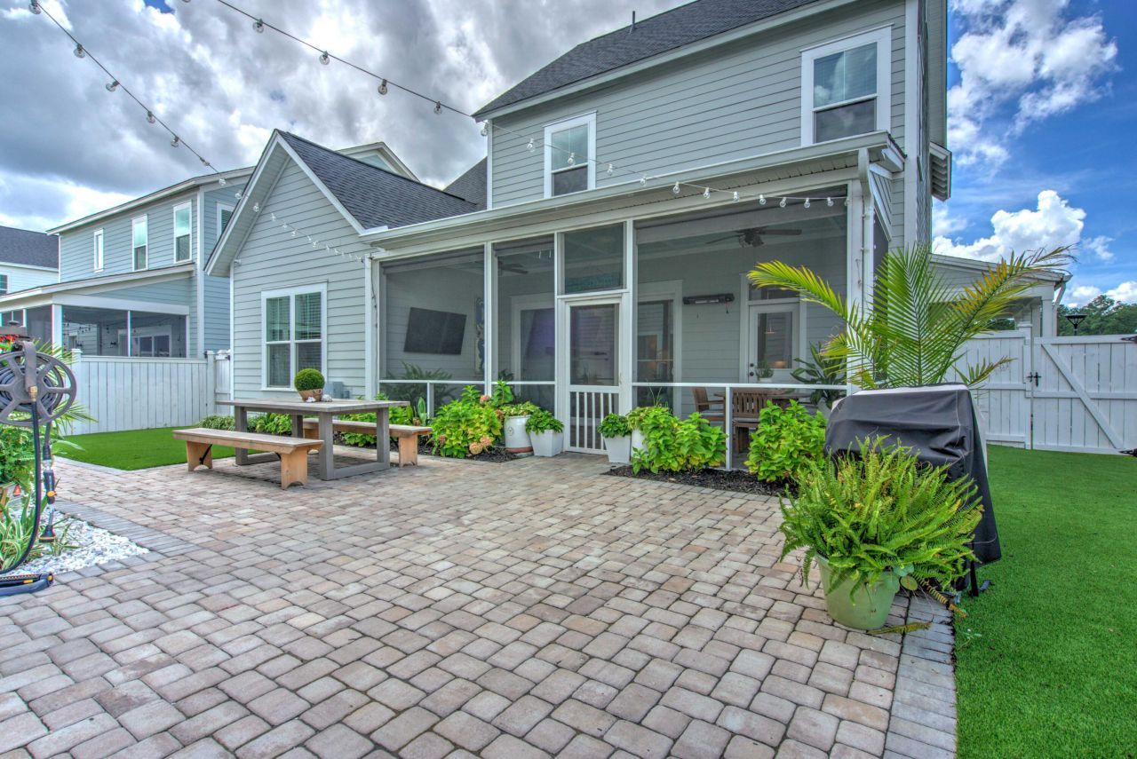 222 Symphony Avenue Photo 56