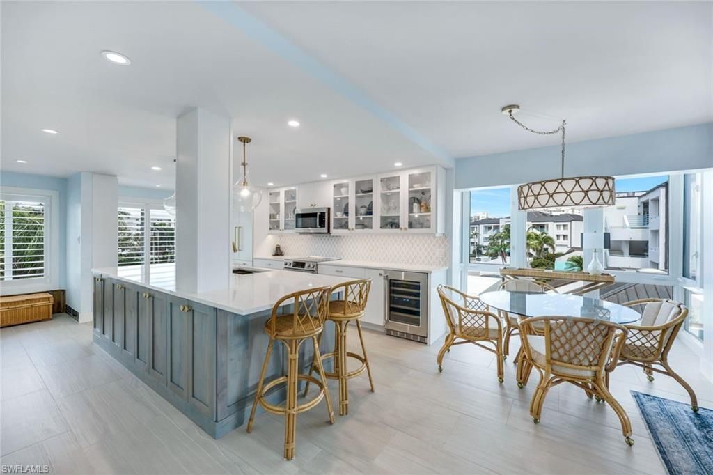 305 Park Shore Dr, Unit 2-234, Naples, FL 34103 Photo