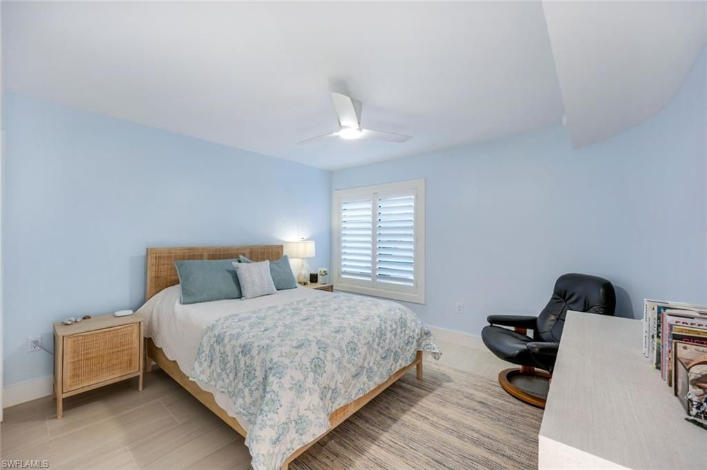 305 Park Shore Dr, Unit 2-234, Naples, FL 34103 Photo