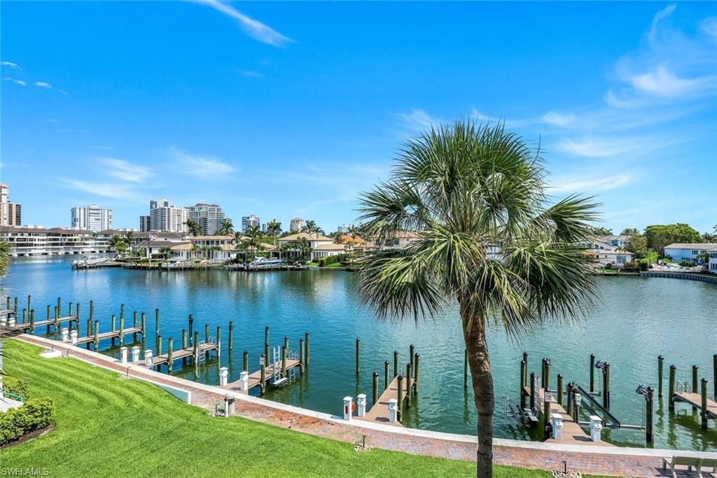 305 Park Shore Dr, Unit 2-234, Naples, FL 34103 Photo