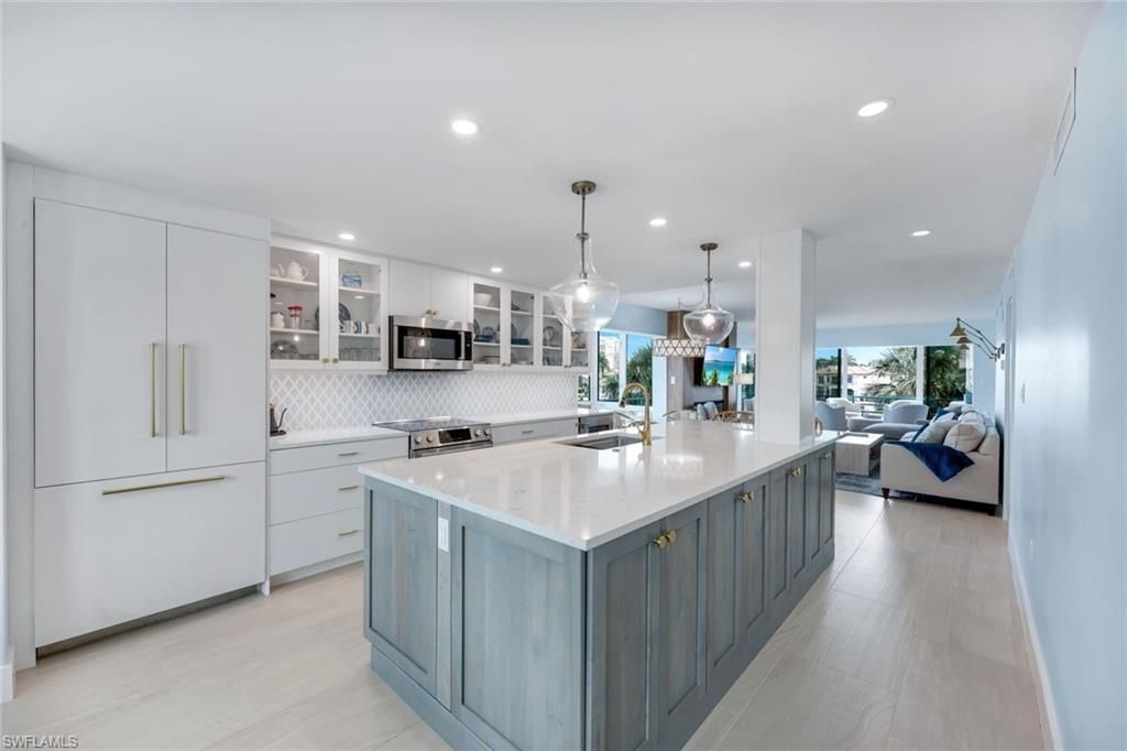 305 Park Shore Dr, Unit 2-234, Naples, FL 34103 Photo