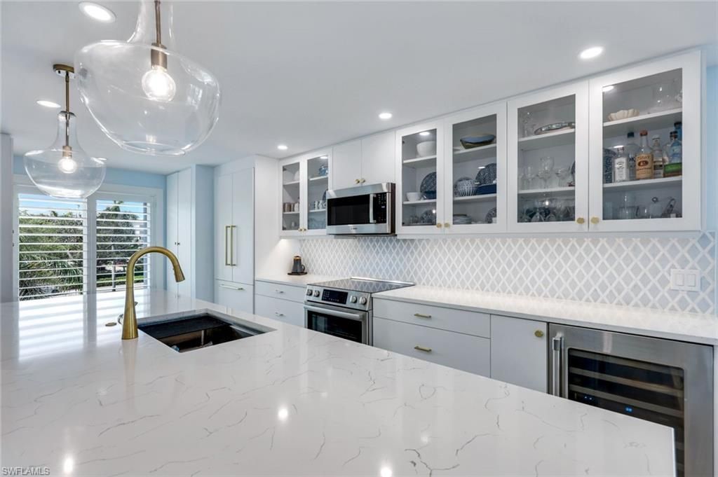 305 Park Shore Dr, Unit 2-234, Naples, FL 34103 Photo