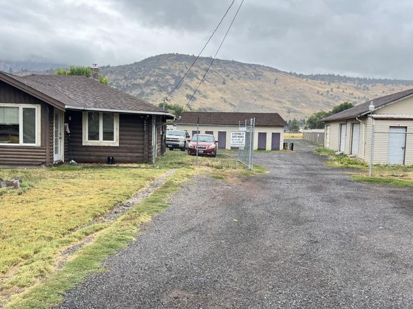 5405 N Highway 97, Klamath Falls, OR 97601