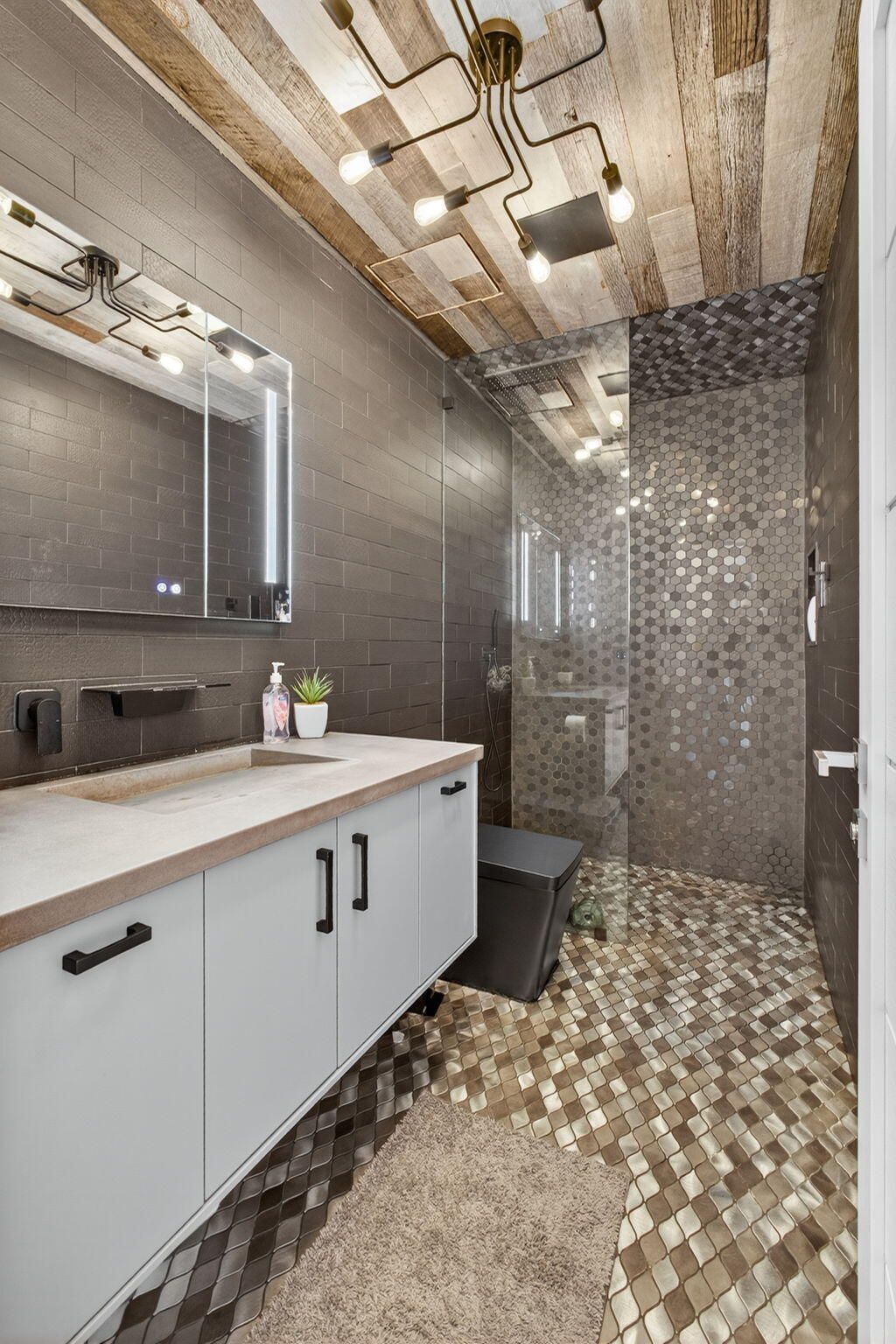 535 36th Street, West Palm Beach, FL 33407 Photo