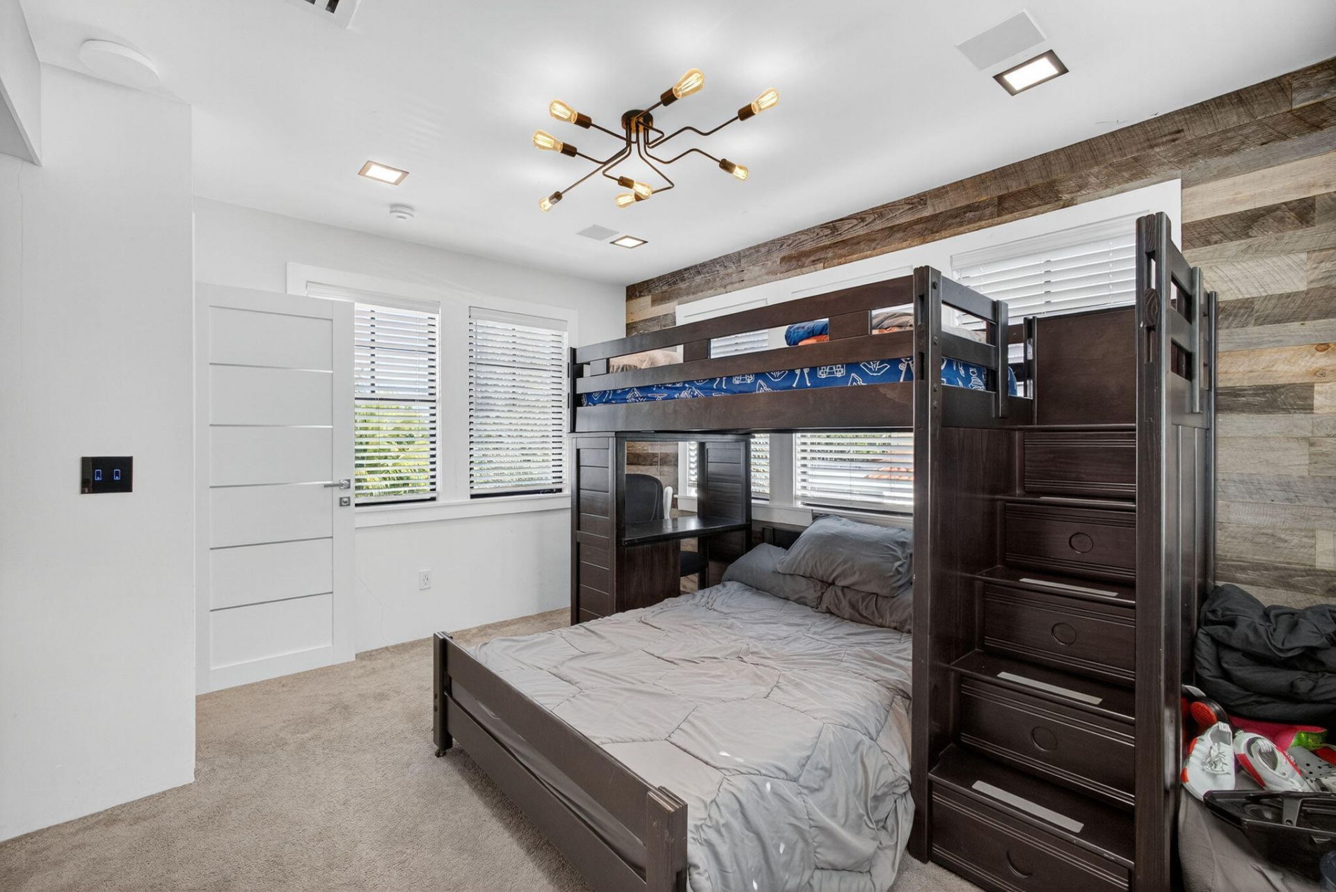 535 36th Street, West Palm Beach, FL 33407 Photo