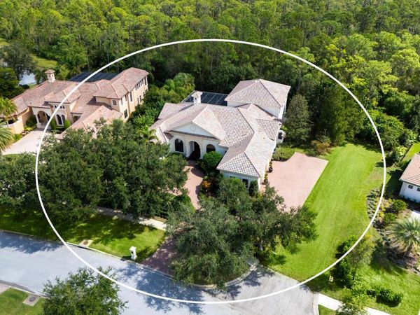 8309 FARINGTON COURT, BRADENTON, FL 34202