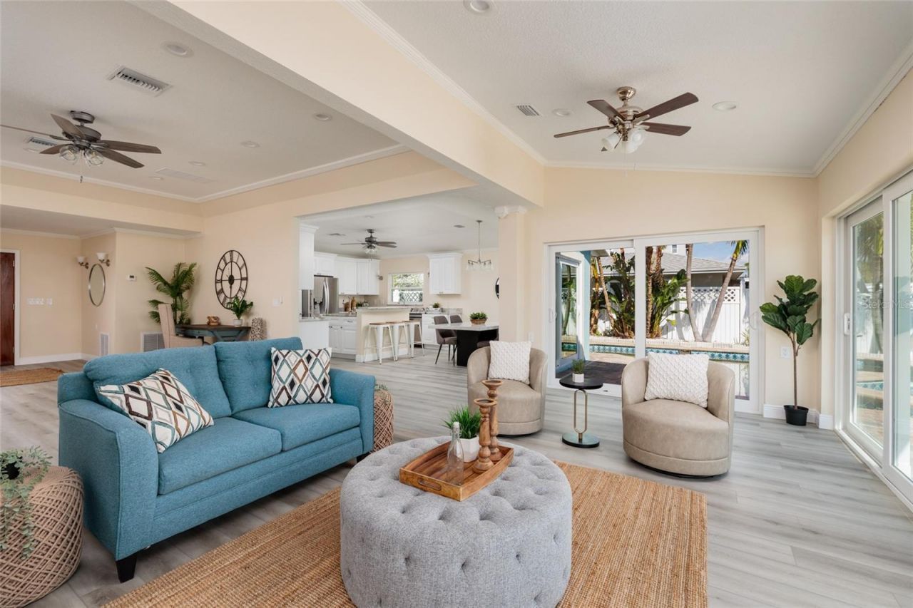 1440 Sea Gull Drive S, Saint Petersburg, FL 33707 Photo