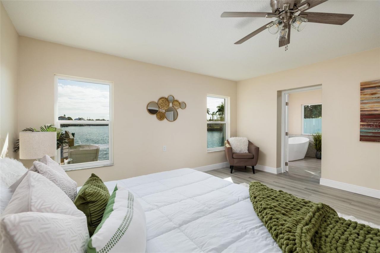 1440 Sea Gull Drive S, Saint Petersburg, FL 33707 Photo