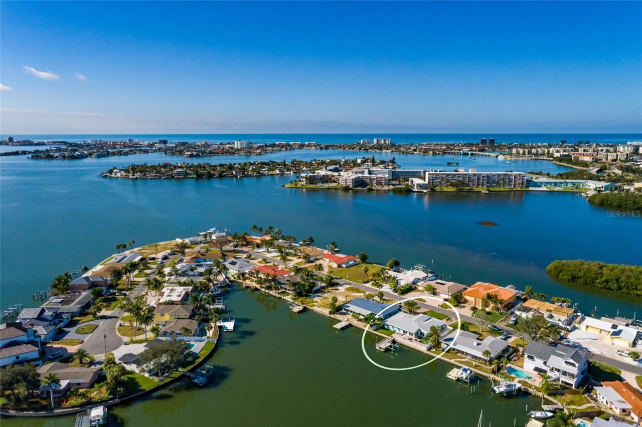 1440 Sea Gull Drive S, Saint Petersburg, FL 33707 Photo