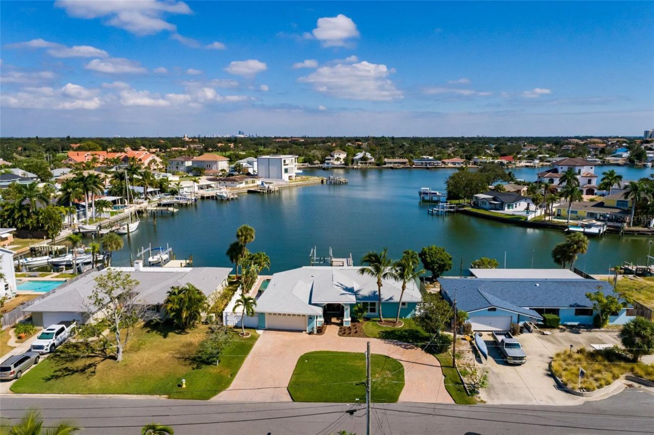 1440 Sea Gull Drive S, Saint Petersburg, FL 33707 Photo
