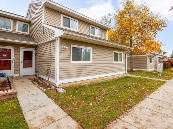 2120 Stone School Circle, Ann Arbor, MI 48108