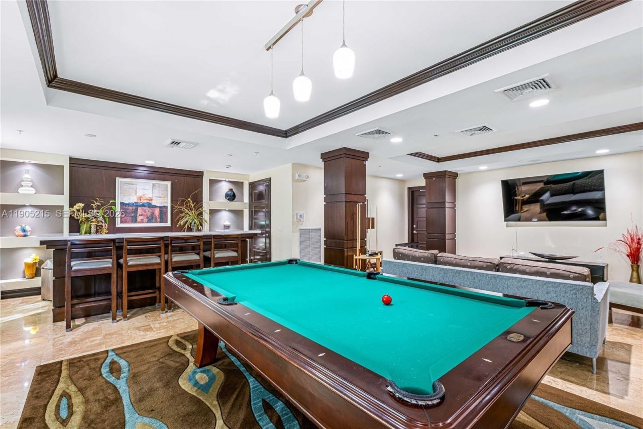 2421 NE 65th St, Unit 506, Fort Lauderdale, FL 33308 Photo