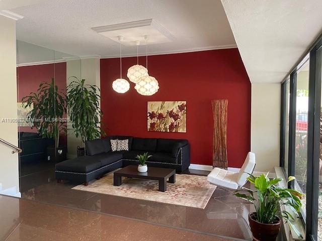 2500 NE 135th St, Unit B605, North Miami, FL 33181 Photo