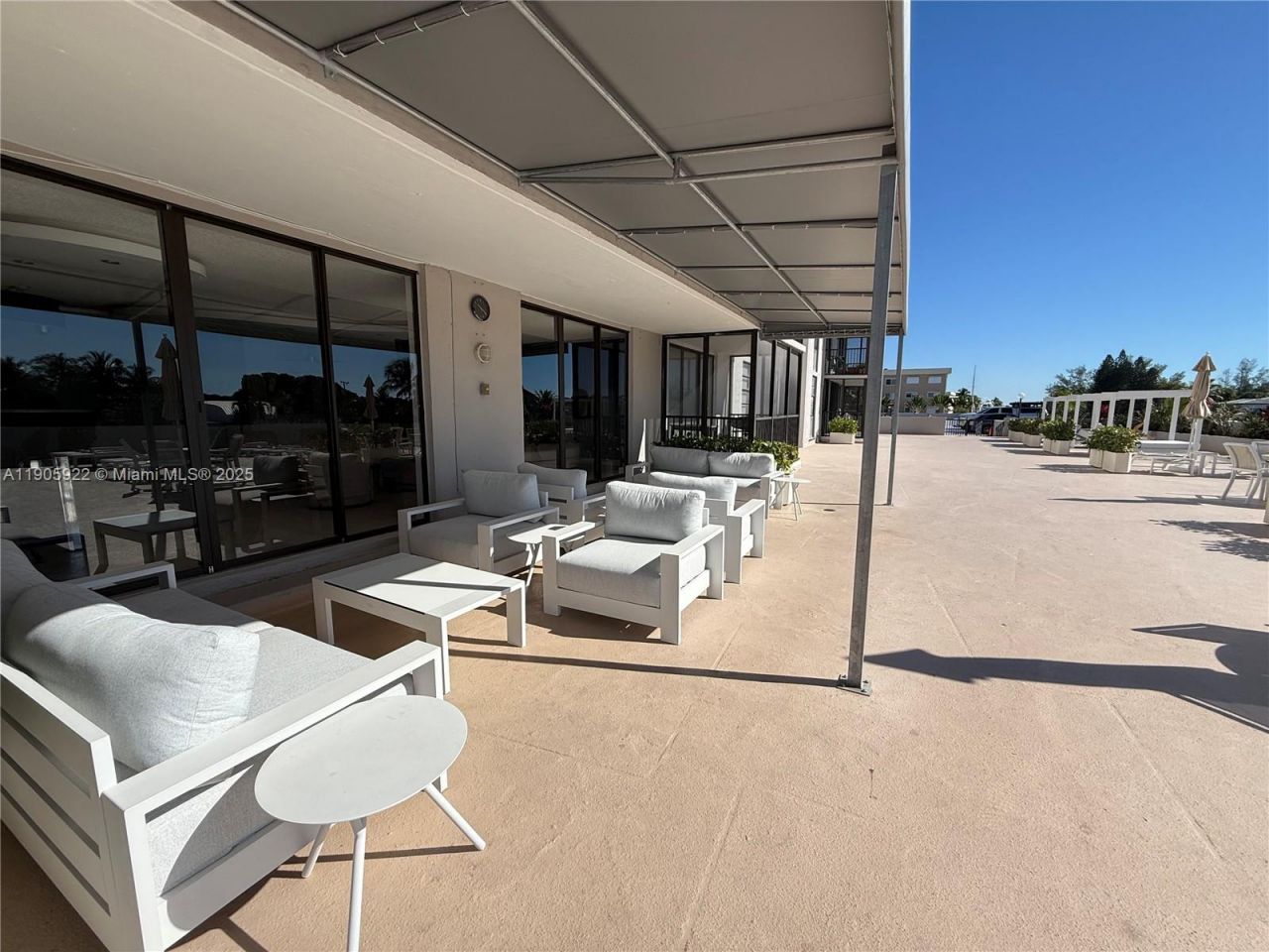 2500 NE 135th St, Unit B605, North Miami, FL 33181 Photo