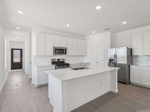 15519 Crescent Pine, San Antonio, TX 78253