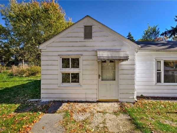 1538 Republic Avenue, Youngstown, OH 44505