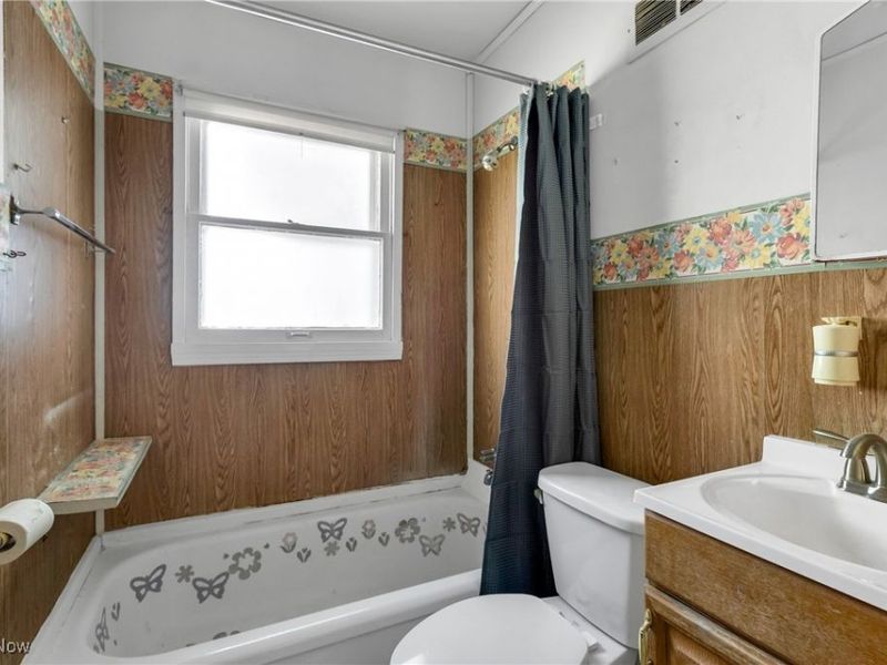 1538 Republic Avenue, Youngstown, OH 44505 Photo 9