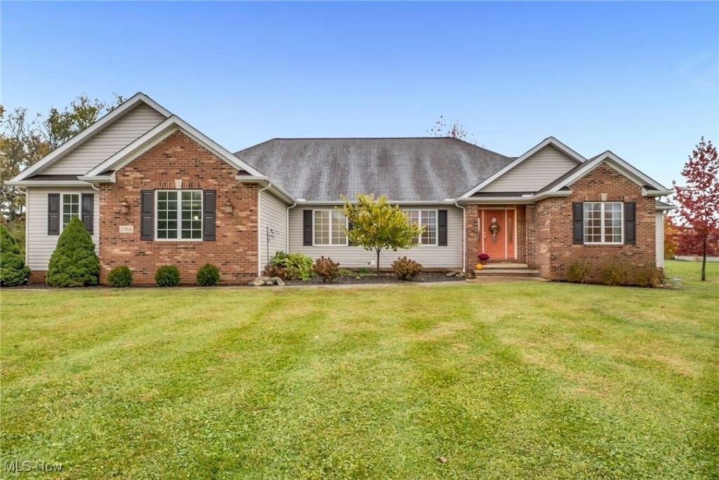 2366 Stony Hill Road, Hinckley, OH 44233 Main Photo