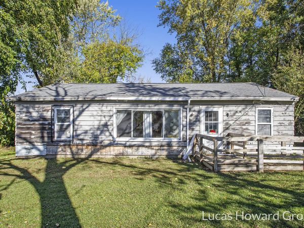 3309 Greenfield Avenue, Kalamazoo, MI 49048