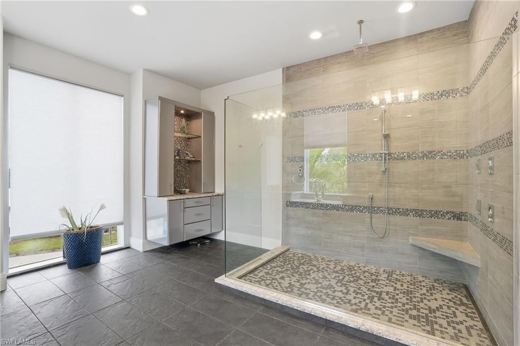 2826 SW 44th Ter, Cape Coral, FL 33914 Photo