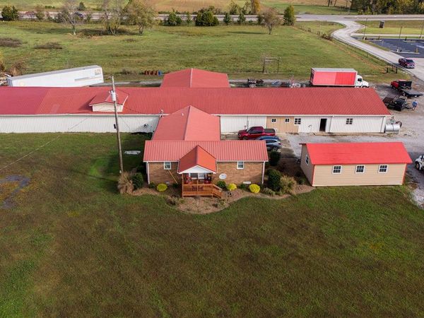 2290 W Jefferson Davis Highway, Elkton, KY 42220