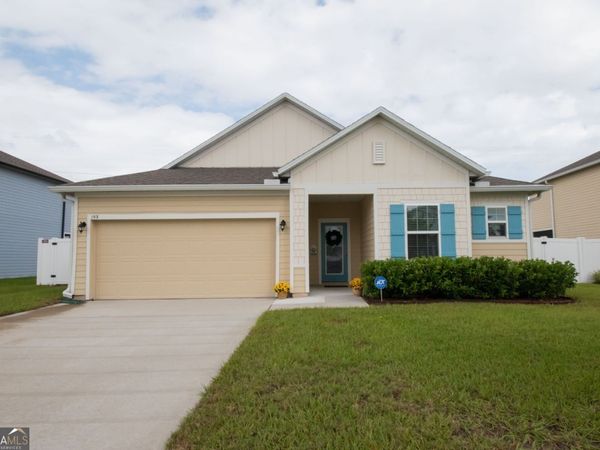 153 College Street, Kingsland, GA 31548