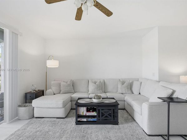 8231 SW 29th St, Miramar, FL 33025