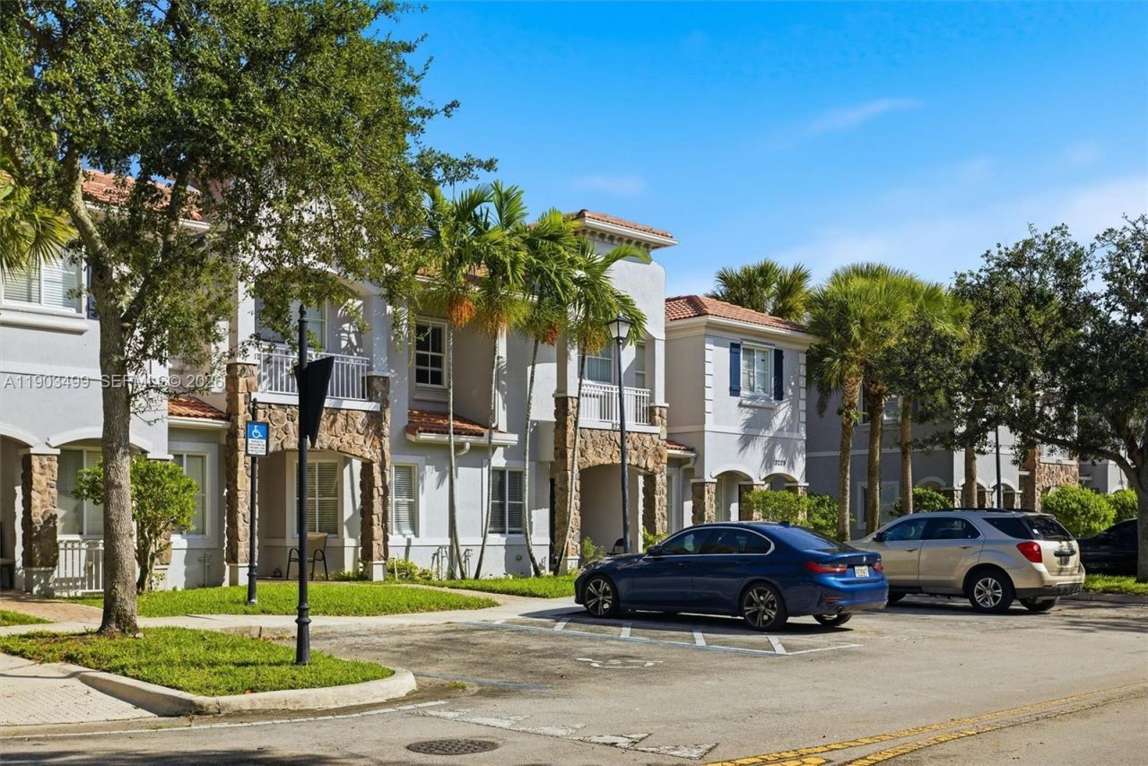 8231 SW 29th St, Miramar, FL 33025 Photo