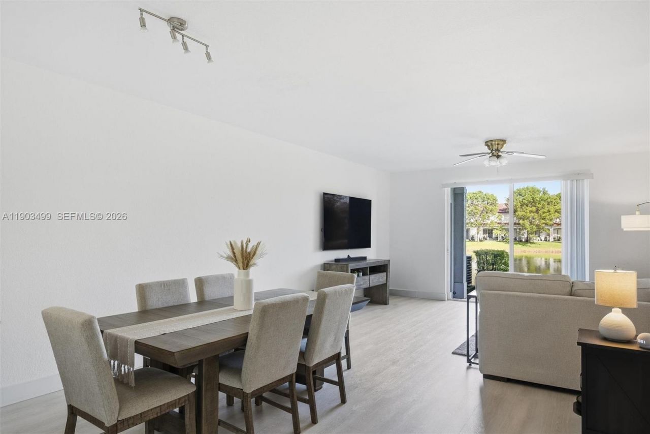 8231 SW 29th St, Miramar, FL 33025 Photo