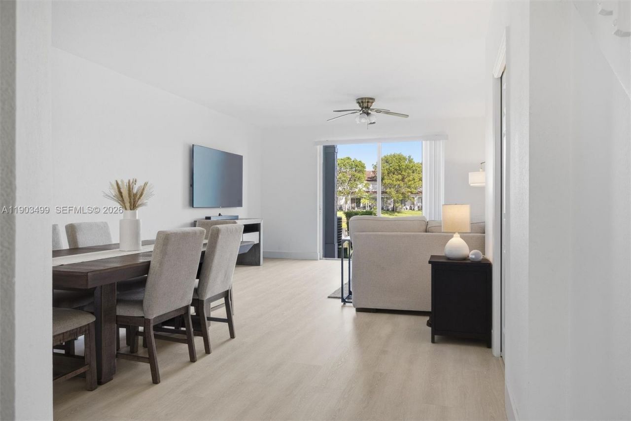 8231 SW 29th St, Miramar, FL 33025 Photo