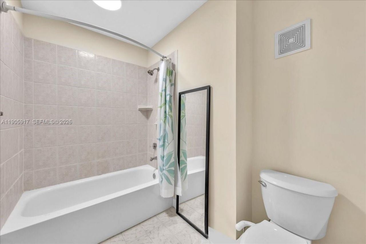 3930 NW 79th Way, Davie, FL 33024 Photo