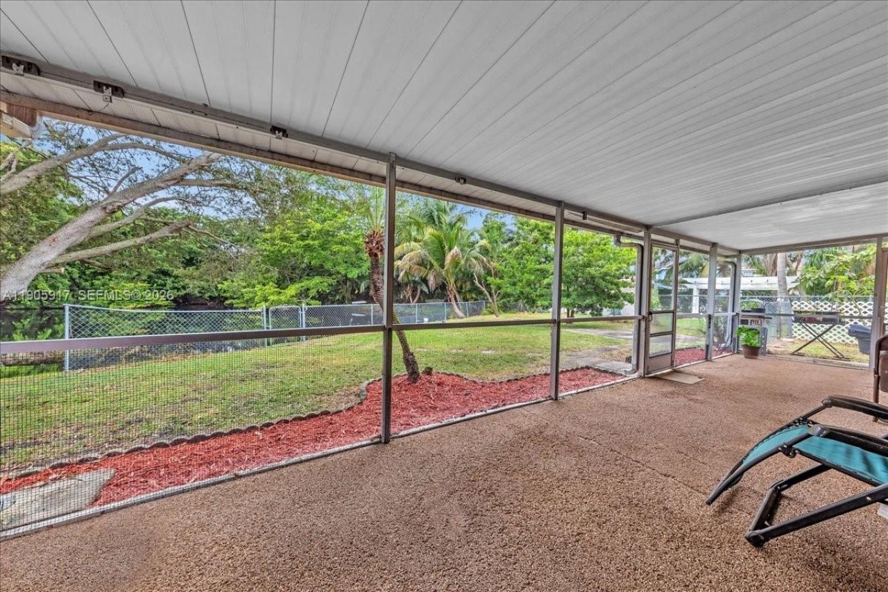 3930 NW 79th Way, Davie, FL 33024 Photo