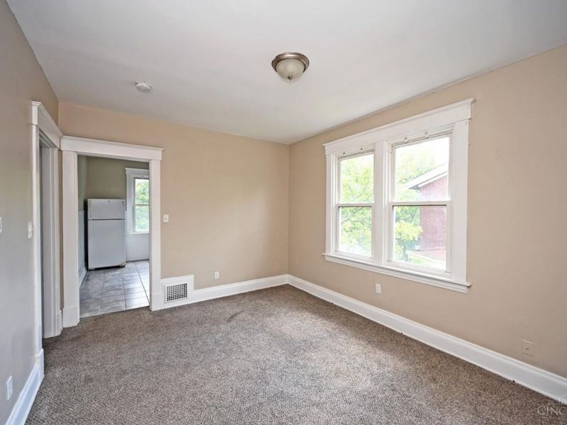 2504 Forthmann Place, Cincinnati, OH 45211 Photo 18