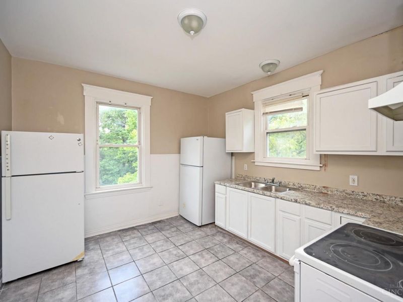 2504 Forthmann Place, Cincinnati, OH 45211 Photo 23