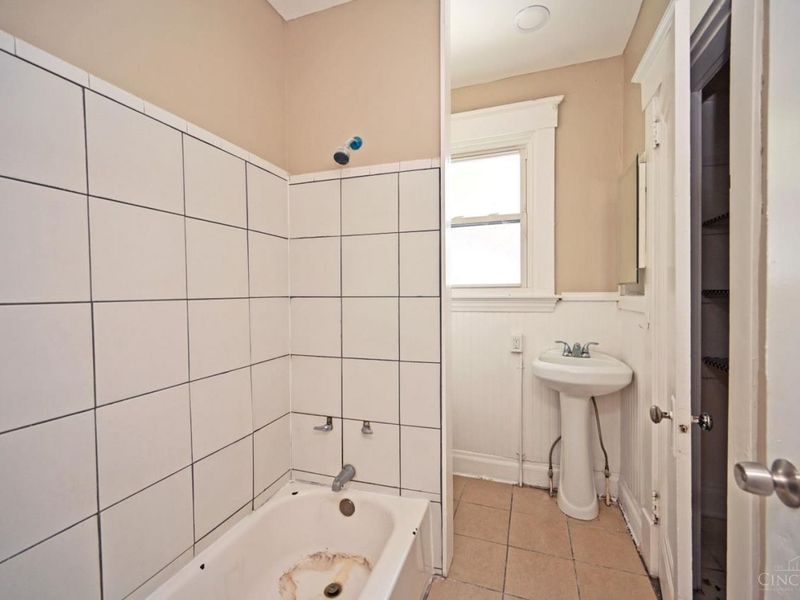 2504 Forthmann Place, Cincinnati, OH 45211 Photo 28