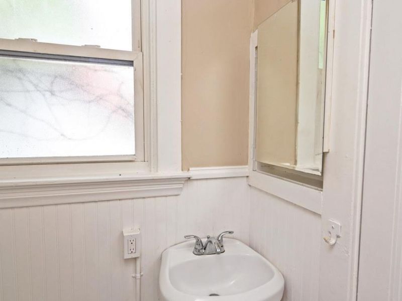 2504 Forthmann Place, Cincinnati, OH 45211 Photo 29