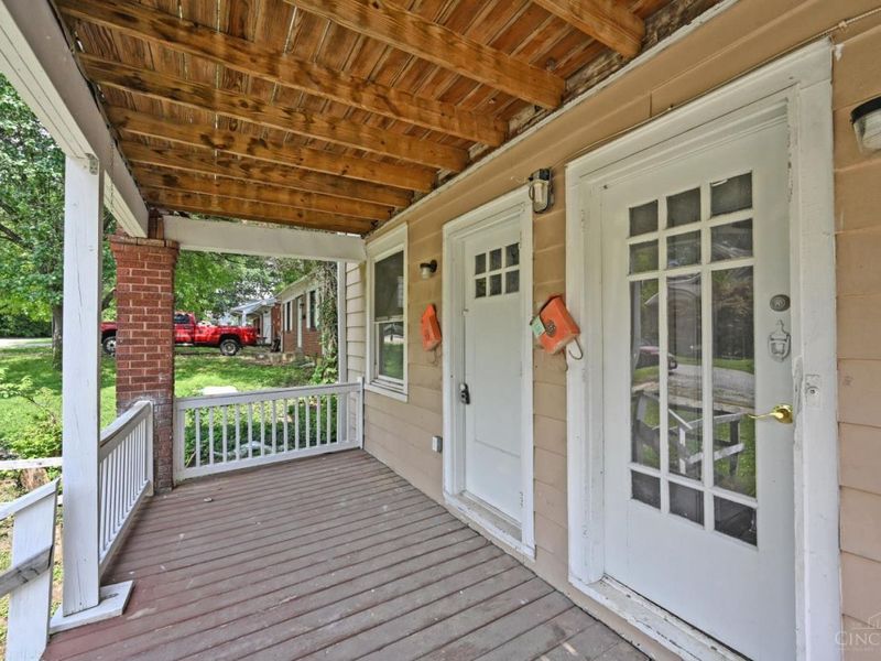 2504 Forthmann Place, Cincinnati, OH 45211 Photo 3
