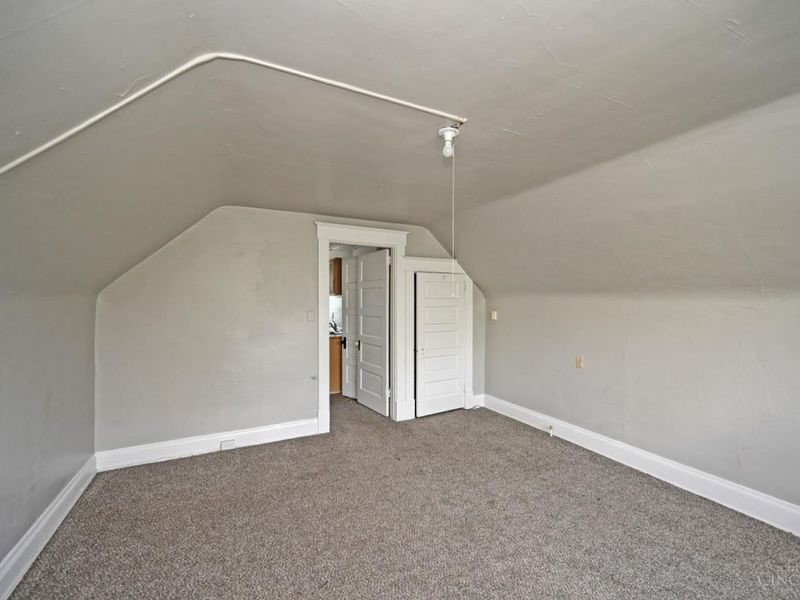 2504 Forthmann Place, Cincinnati, OH 45211 Photo 38